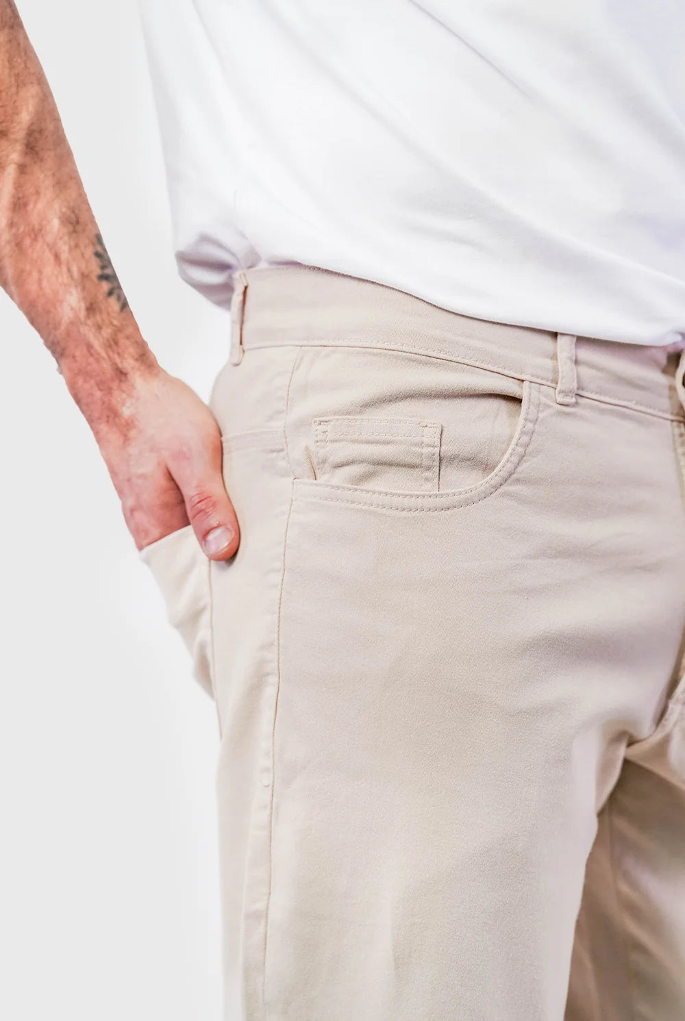 Calça sarja five pockets